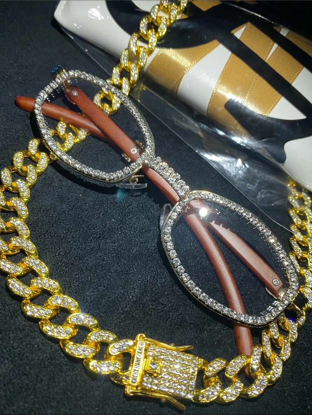 Lab Diamond Glasses &20” chain
